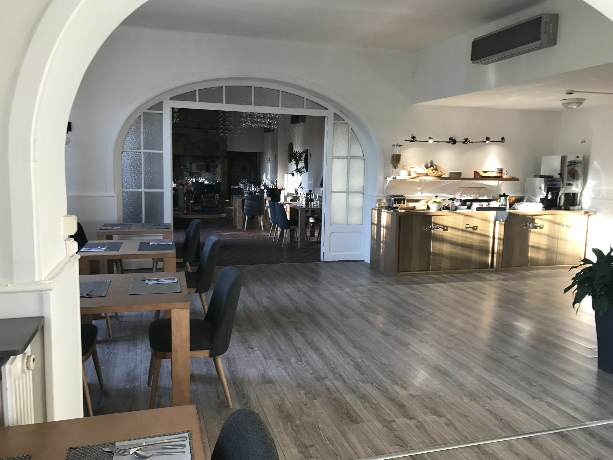 Citotel Hotel Le Chapon Fin 布里夫拉盖亚尔德 外观 照片
