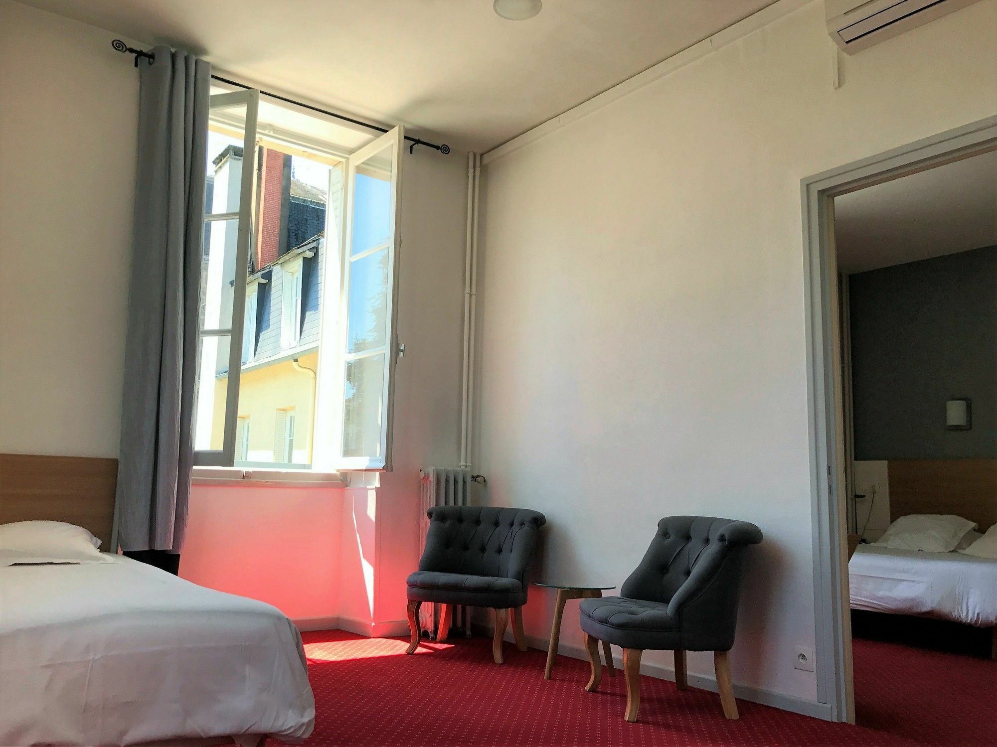 Citotel Hotel Le Chapon Fin 布里夫拉盖亚尔德 外观 照片